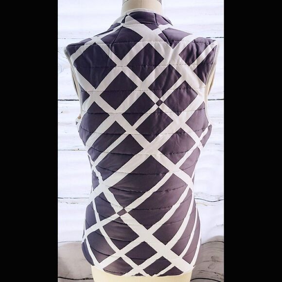 Nike Gold gray white greometric puffy smooth vest - Picture 2 of 4